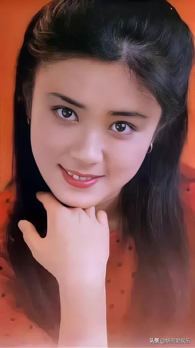 90年代内地最美的女星傅艺伟