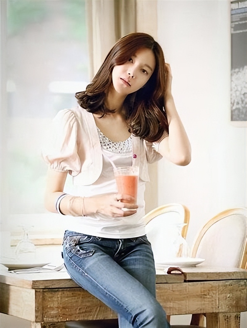 车艺莲：曾跟李东健热恋，却被迫为父亲背上10亿债务