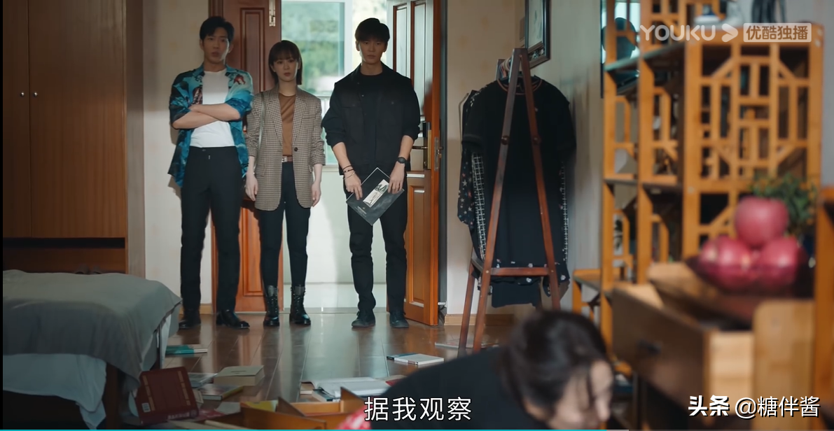 《女心理师》原著评分7.3，影视化5.2，收视全靠杨紫井柏然甜爱