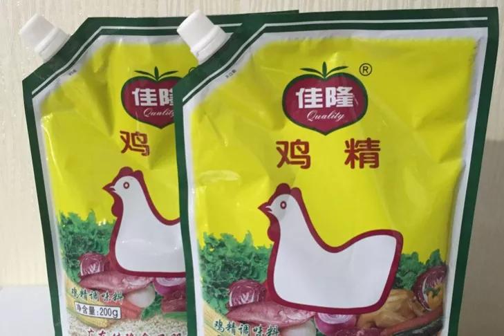 广东4款放心鸡精，经鉴定由100%鸡“肉骨蛋”制成，微量元素超8种