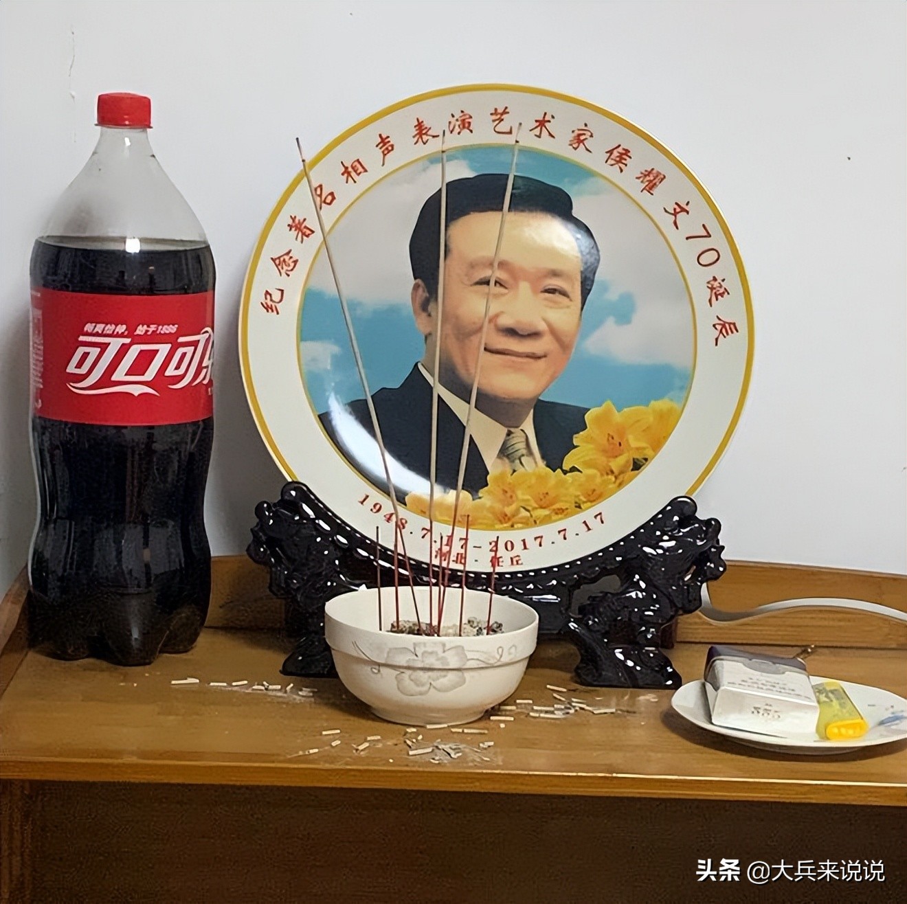 女相声演员殴打搭档被开除后，郭德纲徒弟为她捧哏