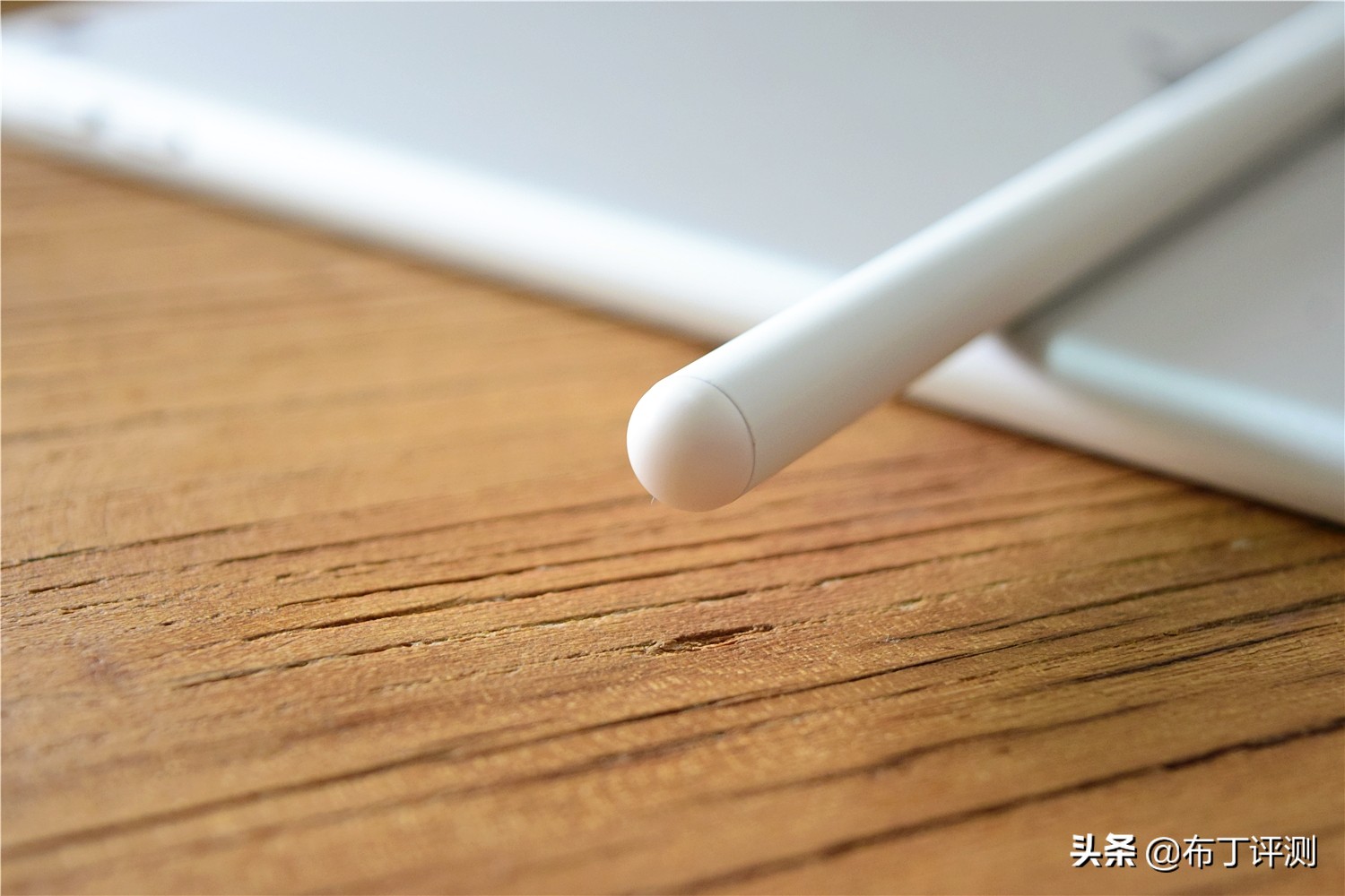媲美Apple Pencil的手写笔，南卡电容触控笔评测