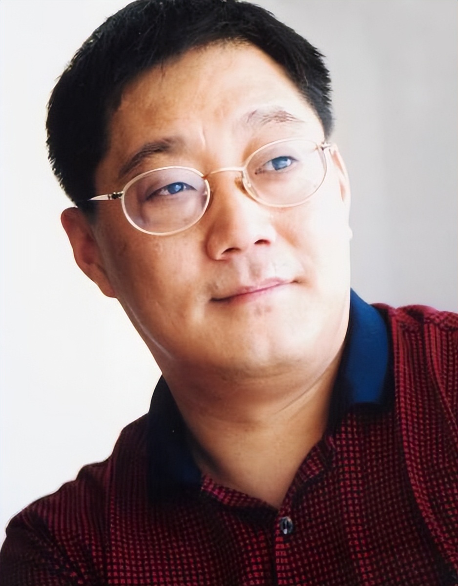 著名歌手朱桦：曾婉拒费翔的追求，照顾患病母亲，如今仍旧单身