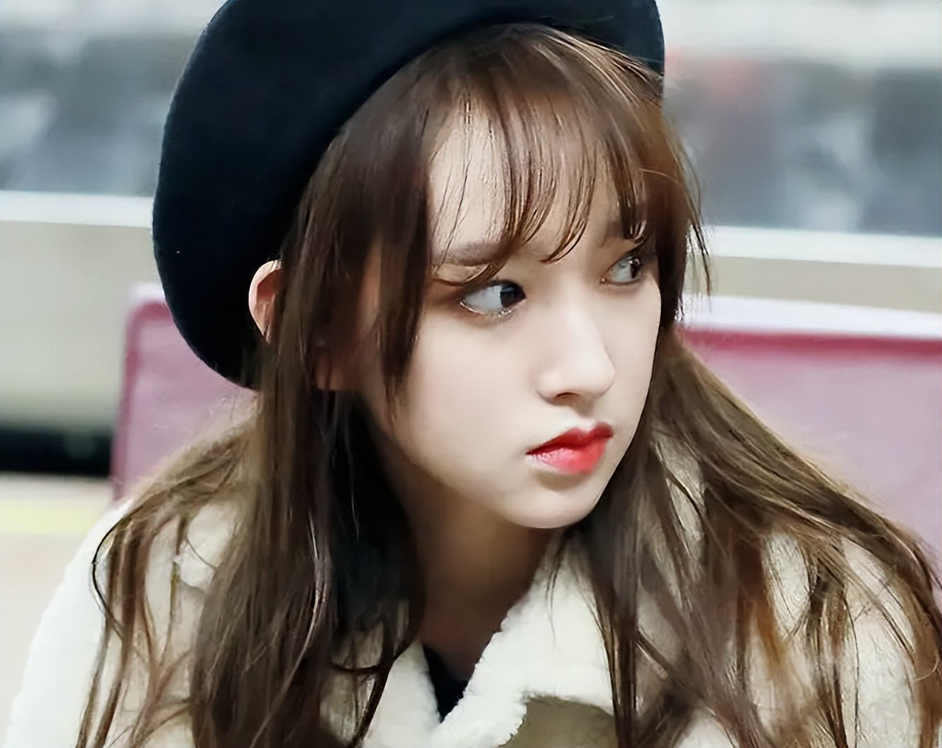 有人资源顶天，有人演技炸裂，95后小花竞争激烈，谁能突出重围？