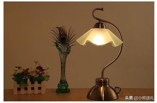 开学礼物送什么（开学送什么礼物给同学）