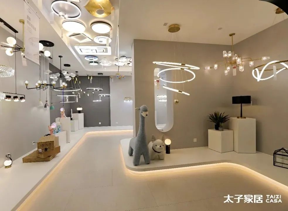 要成为定制行业的新标杆，太子家居2022财富峰会传出新信号
