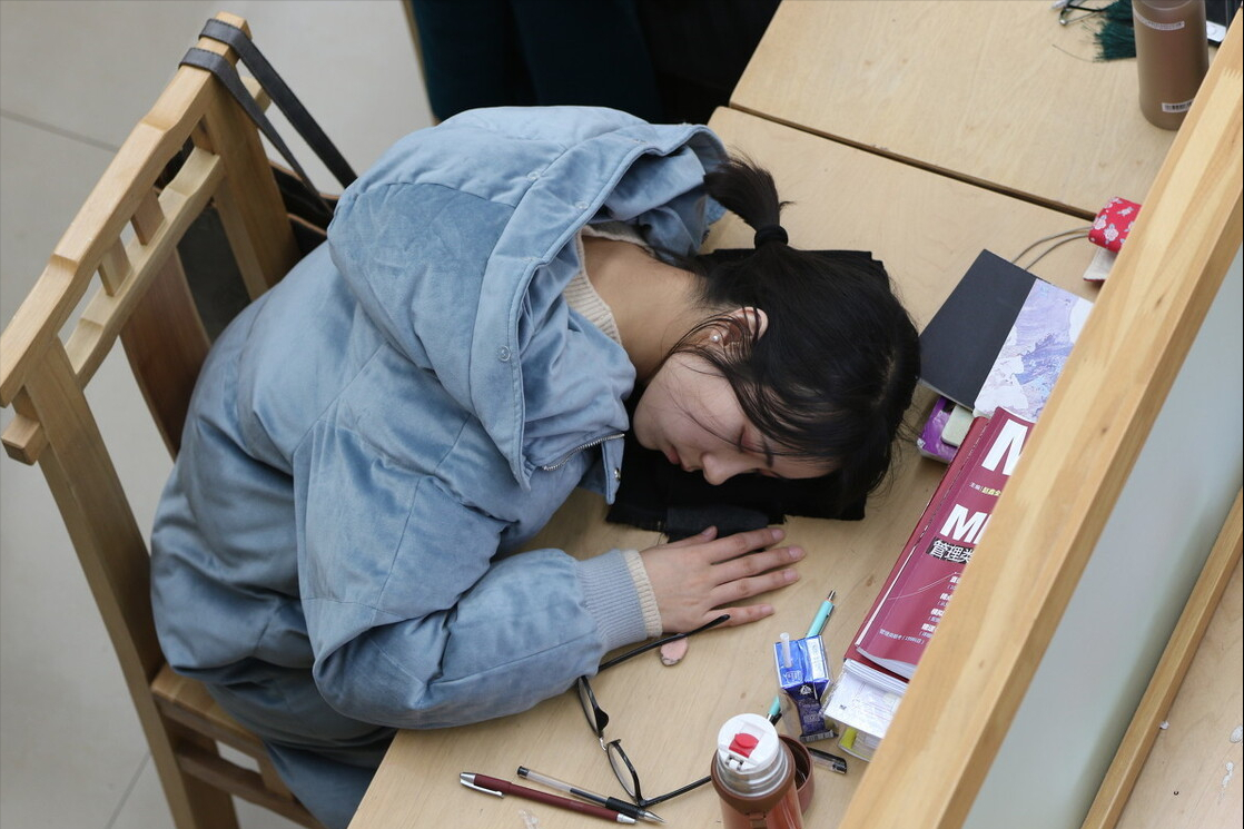 二本学生成考研主力军，初试容易复试总被刷，过来人说出两点原因