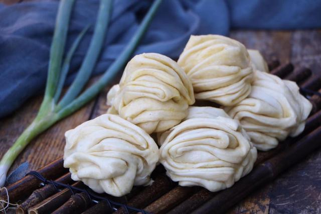 农家包子、饺子、油条、花卷，最地道最传统的做法，儿时的味道