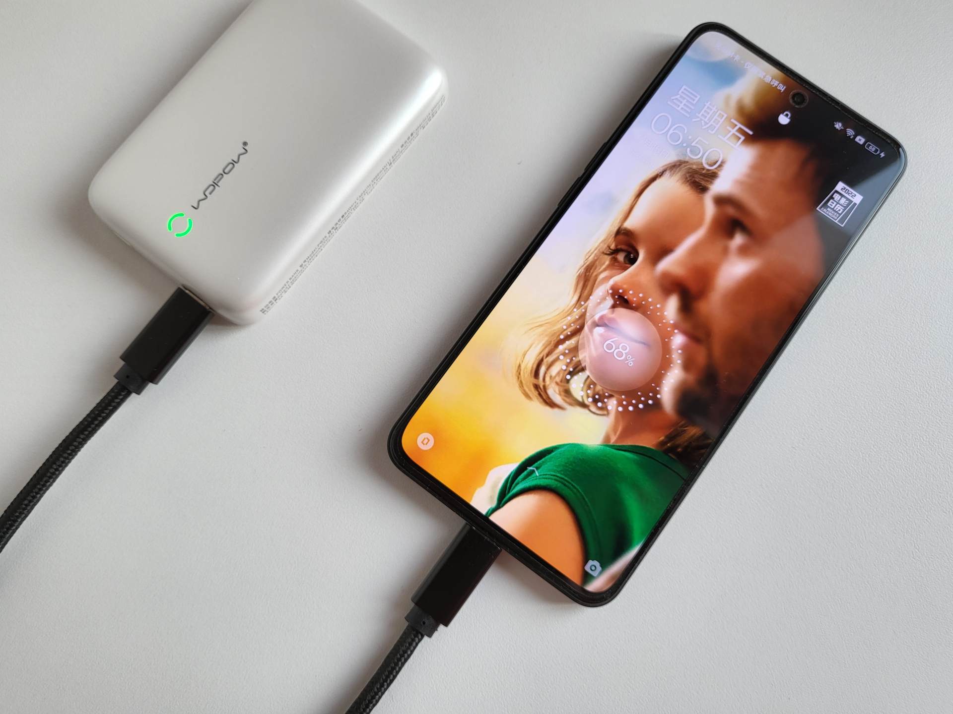 夏季出街，iPhone补电尽在掌握——沃品磁吸快充移动电源PW29体验