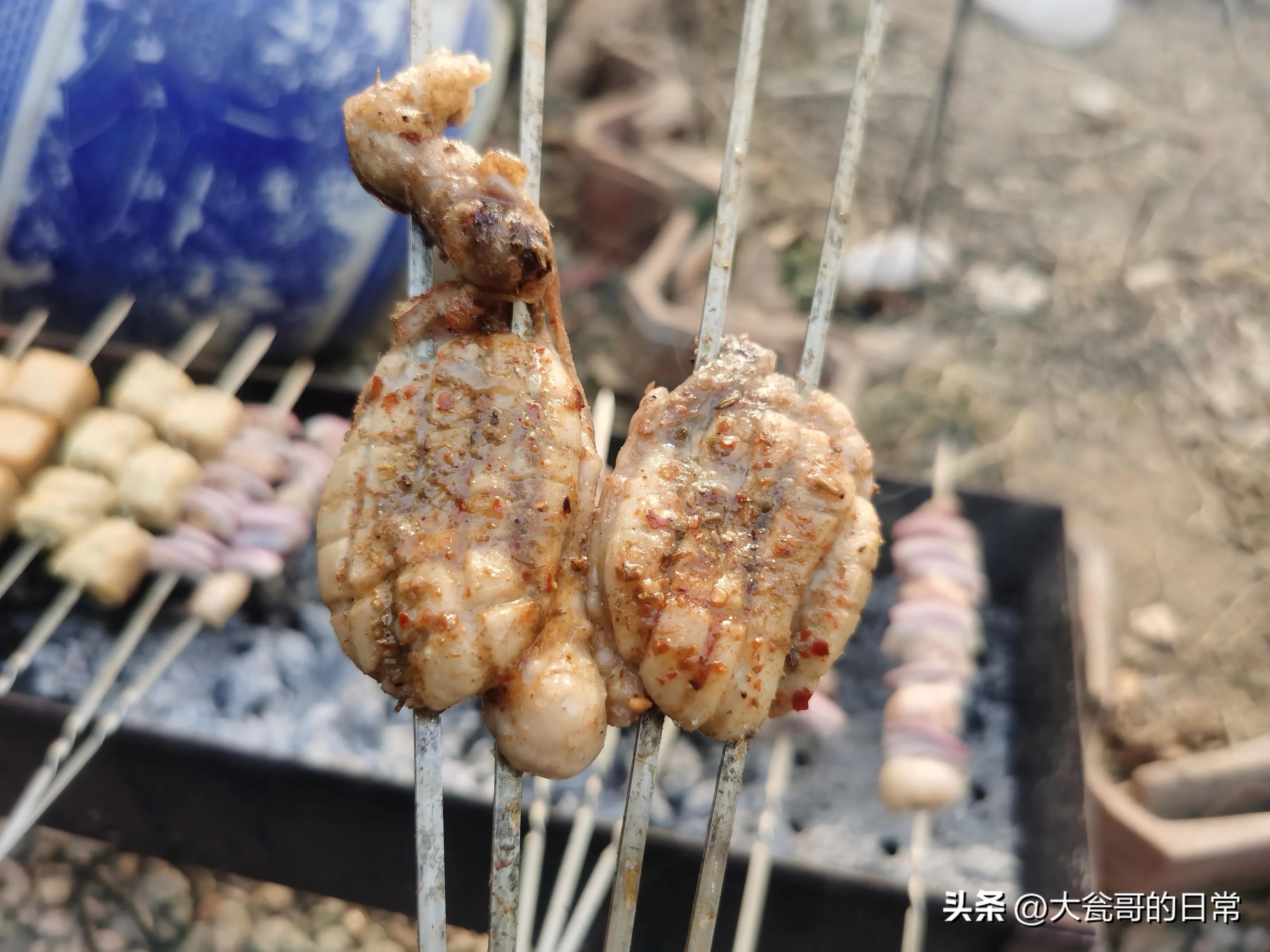 当烧烤演化成餐饮的一种形式，注定淄博烧烤火不了多久