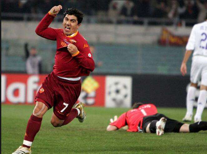 腾飞的安第斯雄鹰：智利足球历史最佳阵容，“双萨”和桑切斯领衔