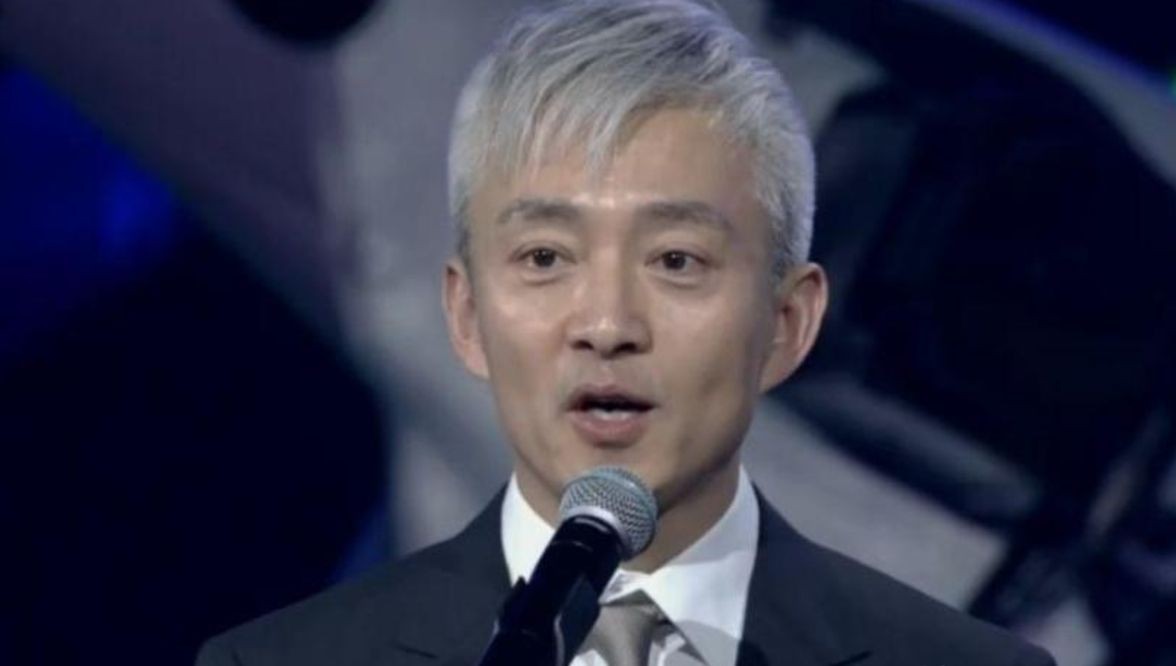 央视主持人亚宁：因相貌俊美被怀疑性取向，退居幕后身价500亿