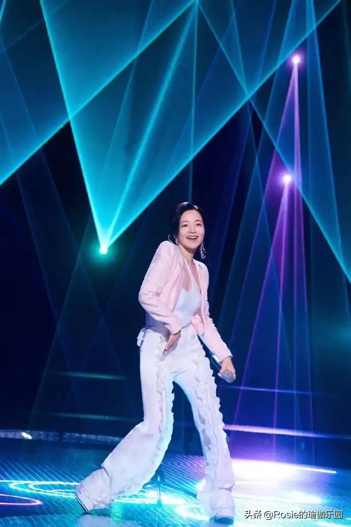 脚踝粗不自信，4步带你瘦腿瘦小脚踝，像阿雅一样自信成女王