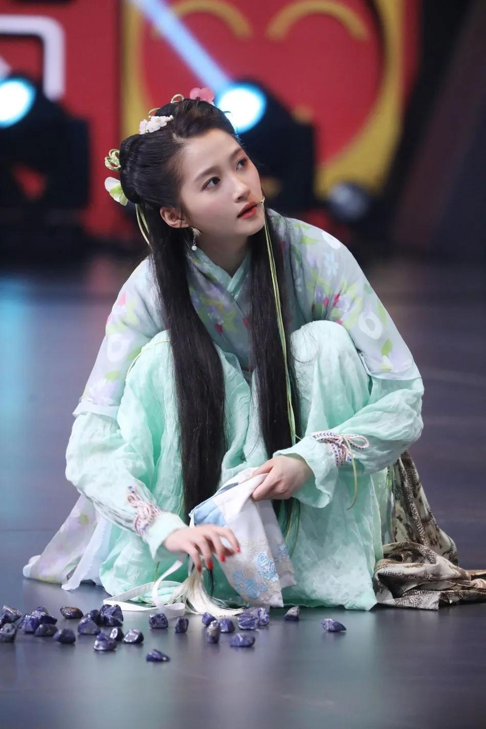 分享图片！关晓彤古装