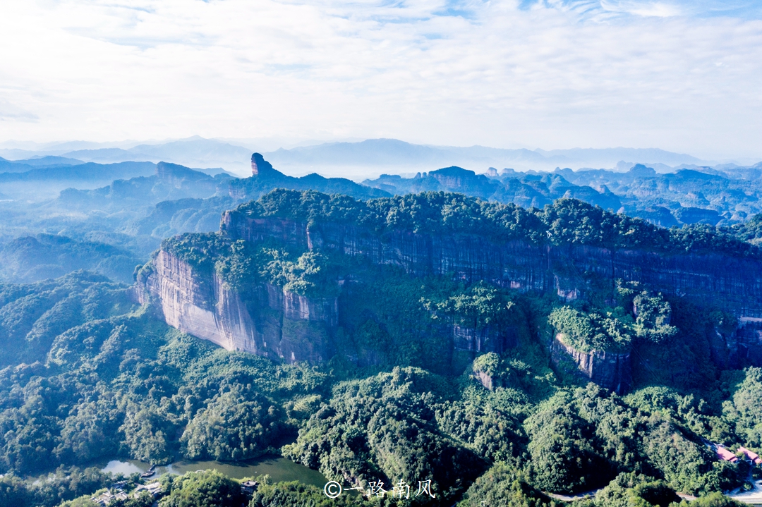 广东值得旅游的城市,其中一座叫韶关,风景和美食让人回味无穷(图94)
