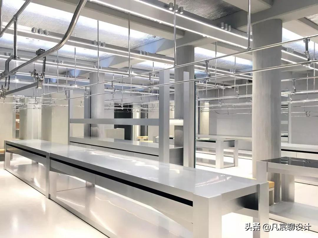 凡宸聊设计:为什么现在网红店设计得都像「装修工地」?