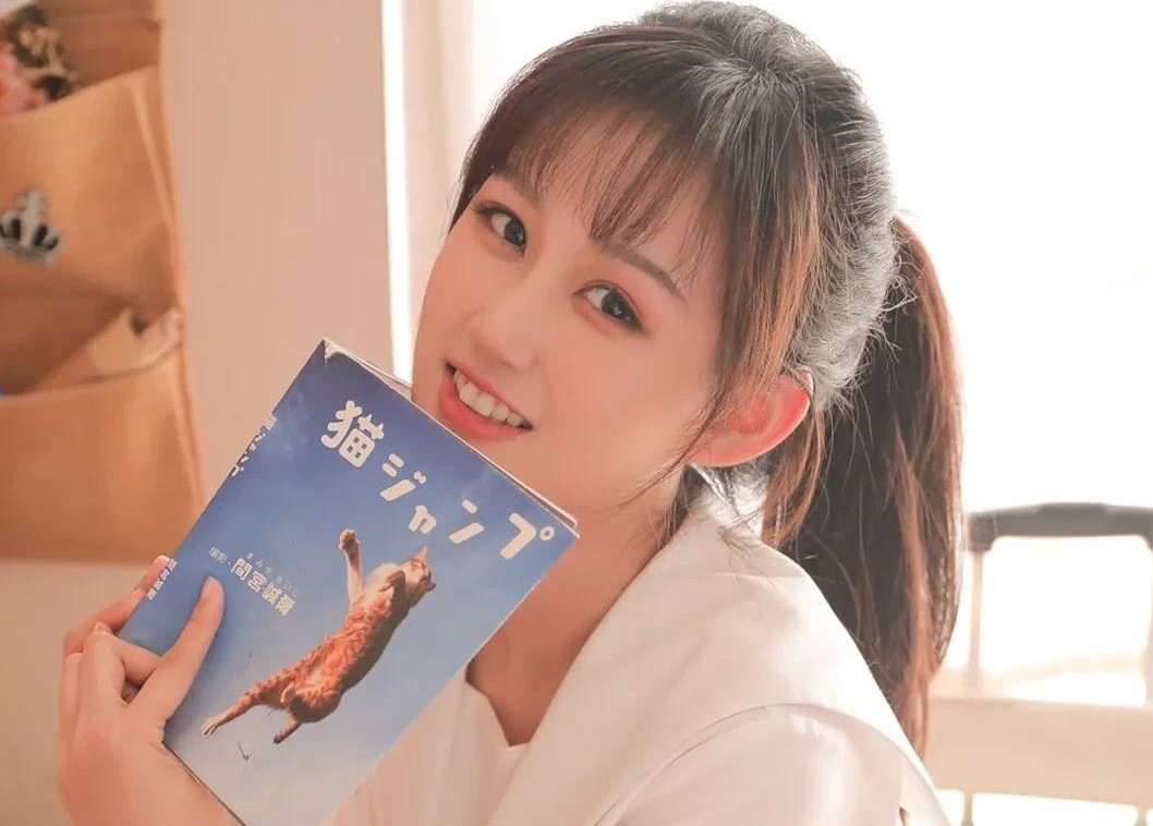 女生生气了，三个简单方法，哄她开心
