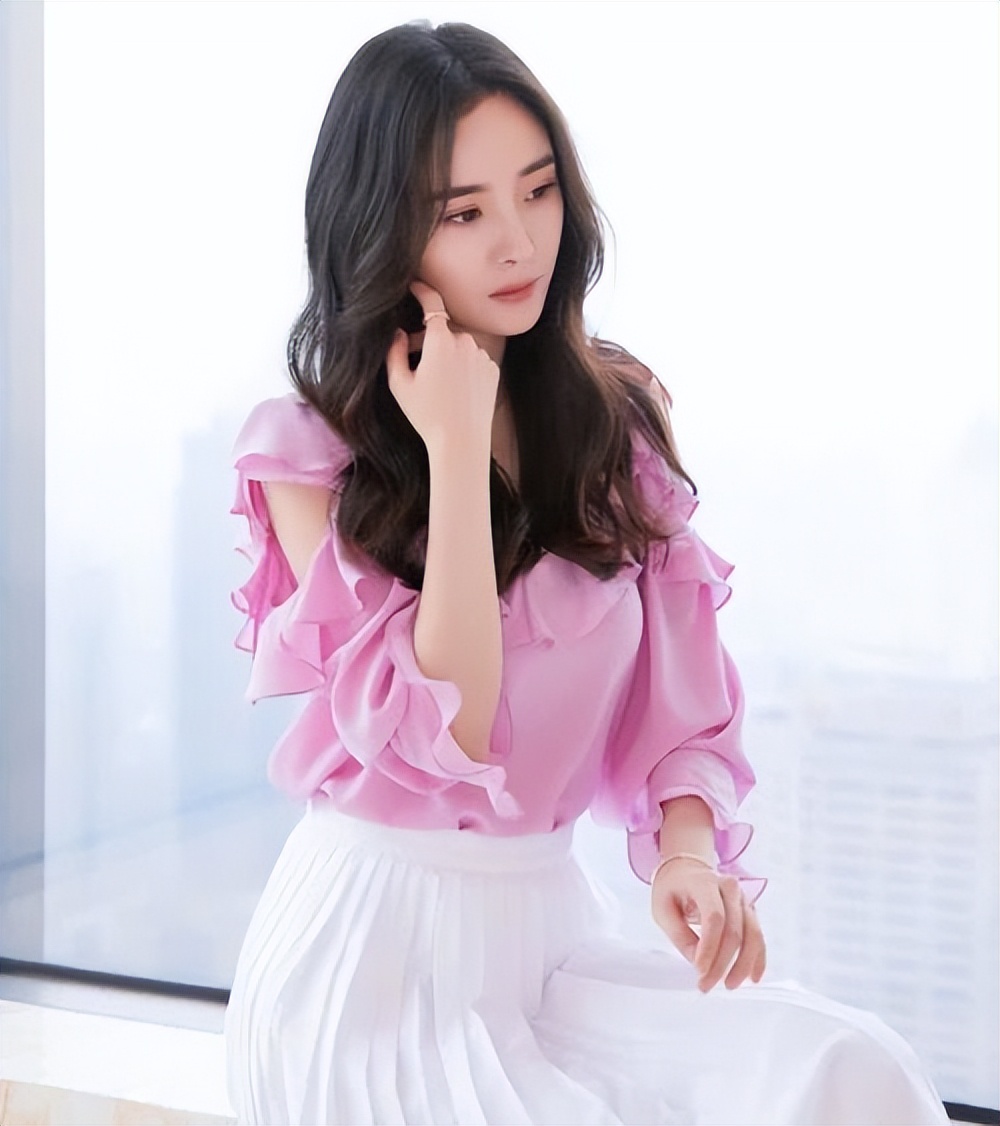 粉色系的女明星