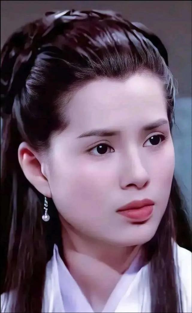 最美小龙女李若彤