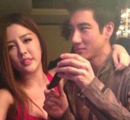By2孙雨发文澄清被打脸，李靓蕾晒证据反击！大尺度聊天记录曝光