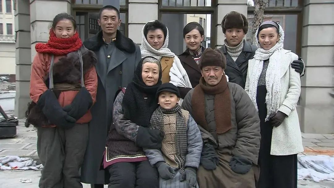 《闯关东》过去14年，10位演员境况相差巨大，男6号已是一线明星