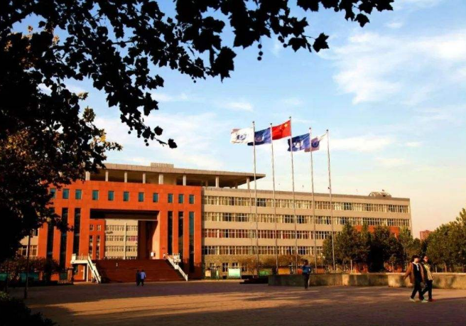 河北学生好难，省内“骨干级”大学排名更新，高校位次出现下滑