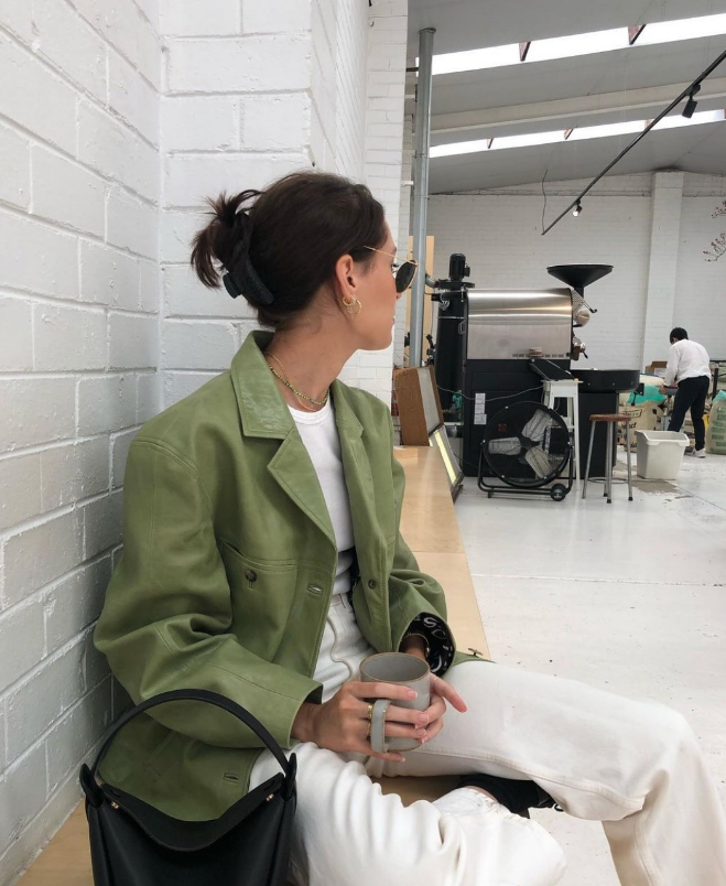 墨尔本博主Jessica Alizzi小个子女生穿搭风格 时髦随性的时尚feel