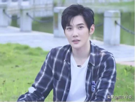 5位医美驻颜的男星，到古装剧里就露了原形，硅胶脸一目了然