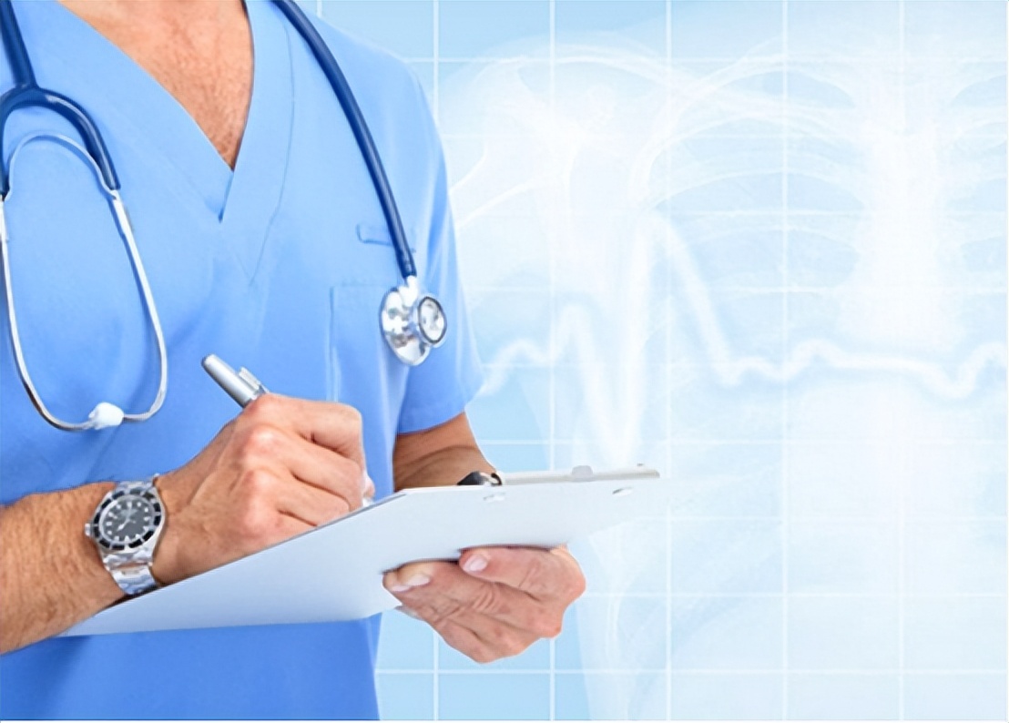 尿酸“超标”，身体会出现4个“信号”，占一个，也要开始控制