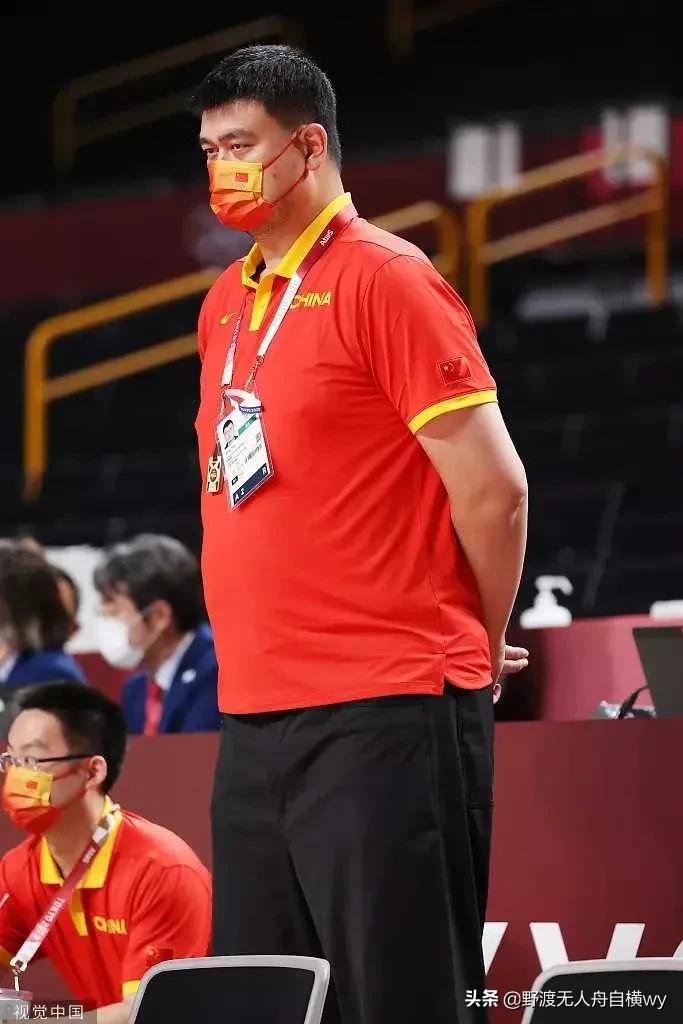 nba姚明为什么退出(休斯顿火箭 : 毁了姚明的整个职业生涯)