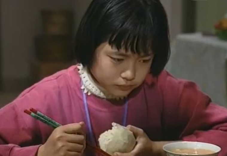 “老戏骨”谢园：至死无儿女送终，小娇妻邱悦后悔丁克了吗？