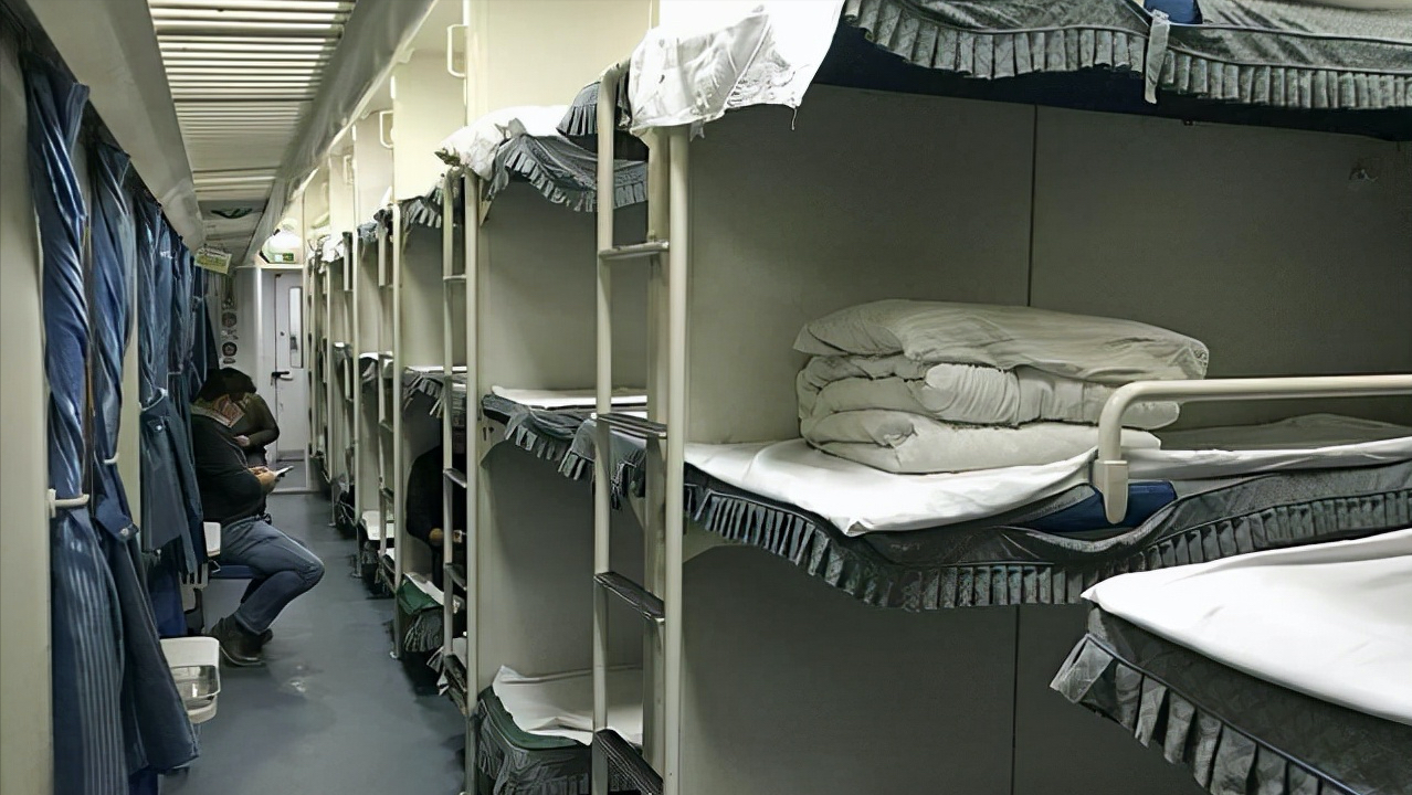 火车硬卧和硬座的区别?除了价格和休息方式外,还有几点也不相同