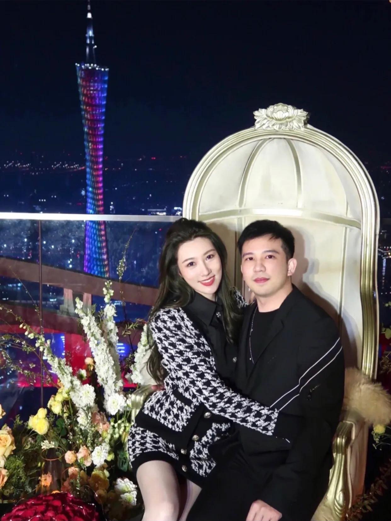 她是陈佩斯外甥女，毕业名校，办明星婚礼，产后住88万月子中心