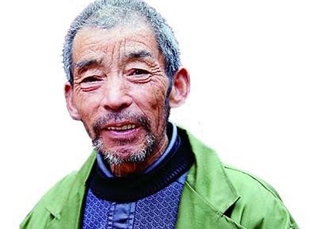 武汉三口之家：父女三人无血缘，父亲不是亲生的，妹妹不是亲妹妹