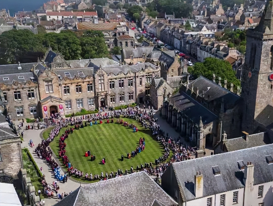 2022英国大学安全性最好的50所大学，这些大学周边犯罪率最低