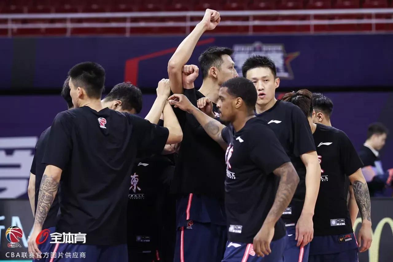 cba广东队5人被罚为什么(CBA两消息，解析广东队为啥常规赛第五，辽篮突然出现不利消息)