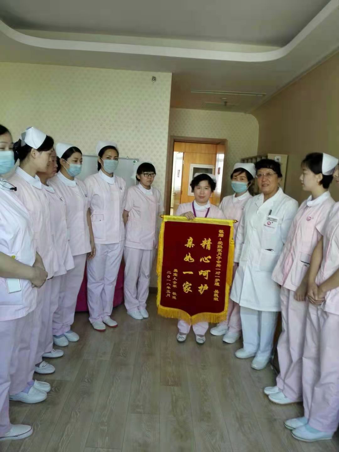 月嫂培训在哪里报名，金牌月嫂培训班