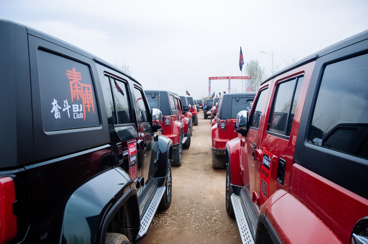 ���ػ�׳�� ��ΪӢ�ۡ�����ԽҰ�����ؾ����ֲ�ԽҰ���Բ����Ļ