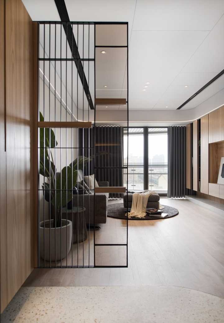 入户无玄关无隐私,根本不是痛点,加隔断做块悬空板,都说最实用