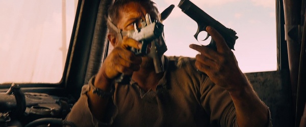 《疯狂的麦克斯：狂暴之路》电影中出现的手枪历史跨度上百年