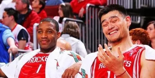 为什么新浪不转播nba了(CCTV5正式复播2022年NBA！2队彻底被央视拉黑，火箭被网开一面)