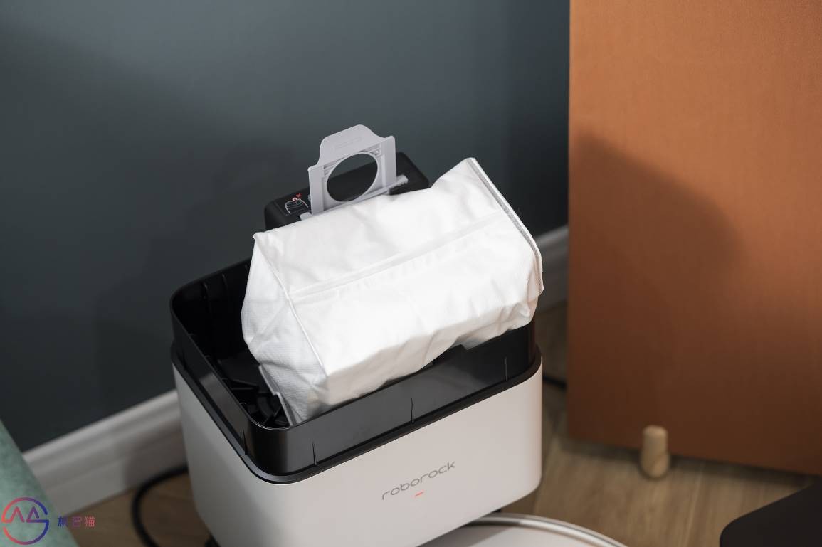 石头T8 Plus测评：扫拖机器人中的&ldquo;田螺姑娘&rdquo;