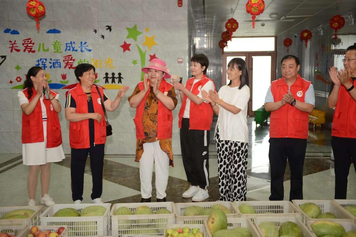 邯郸市魏城镇：心系孤残儿 盛夏送清凉