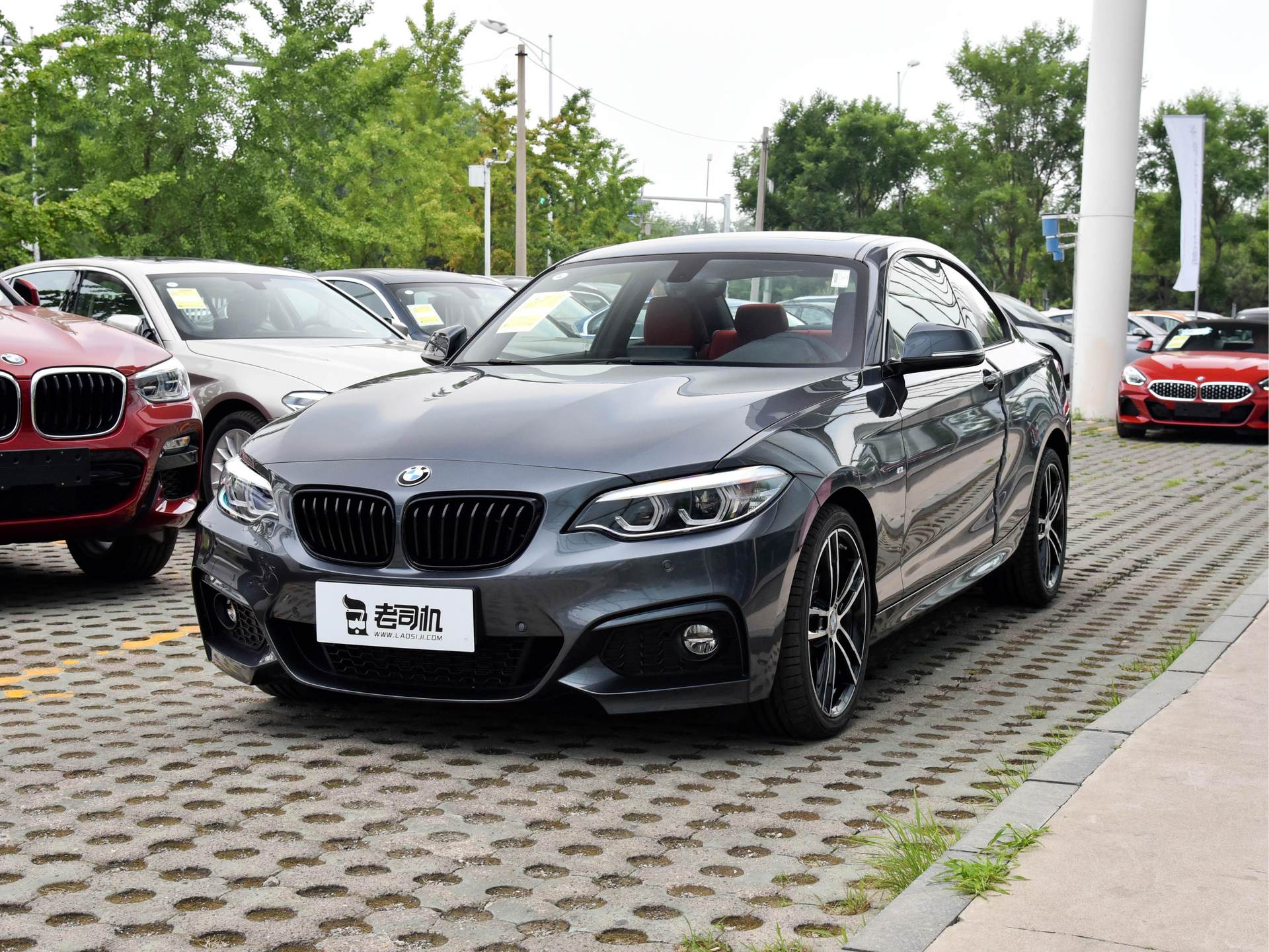 后驱进口车,油耗只要5.8l,还是豪华入门价格,实拍宝马2系