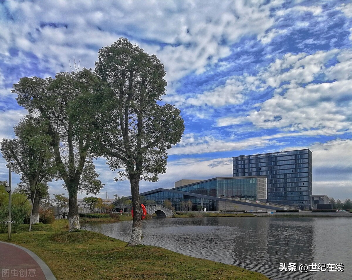 温州师范大学（温州理工学院本科专业调整幅度大）