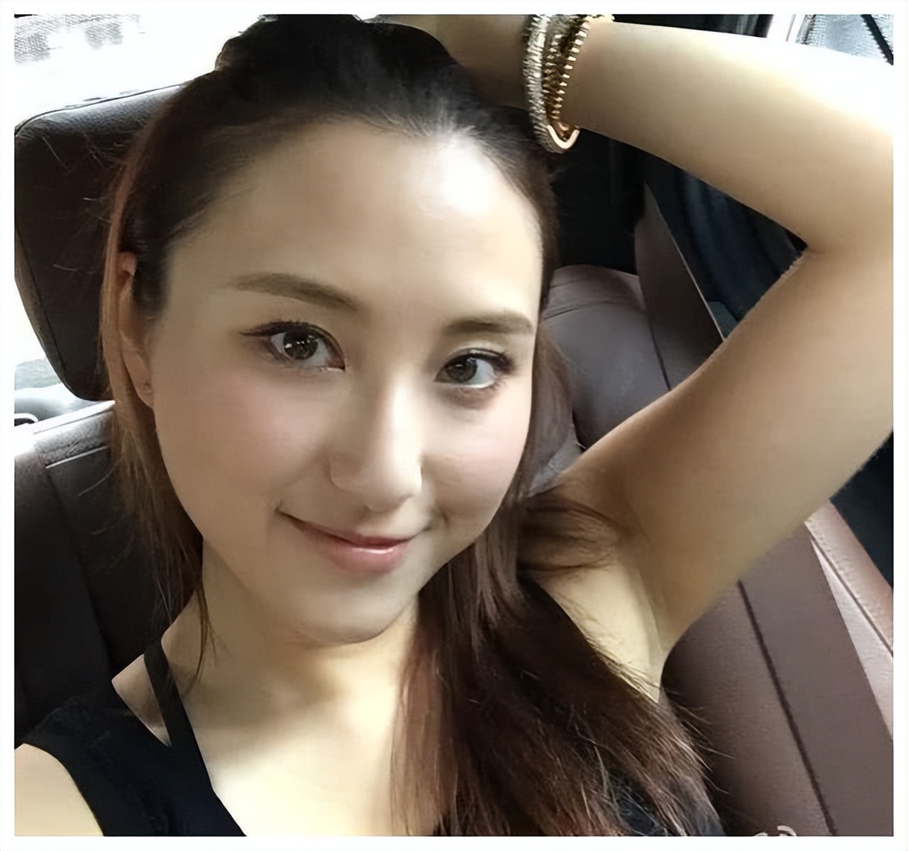 围绕何超云的身世谜团