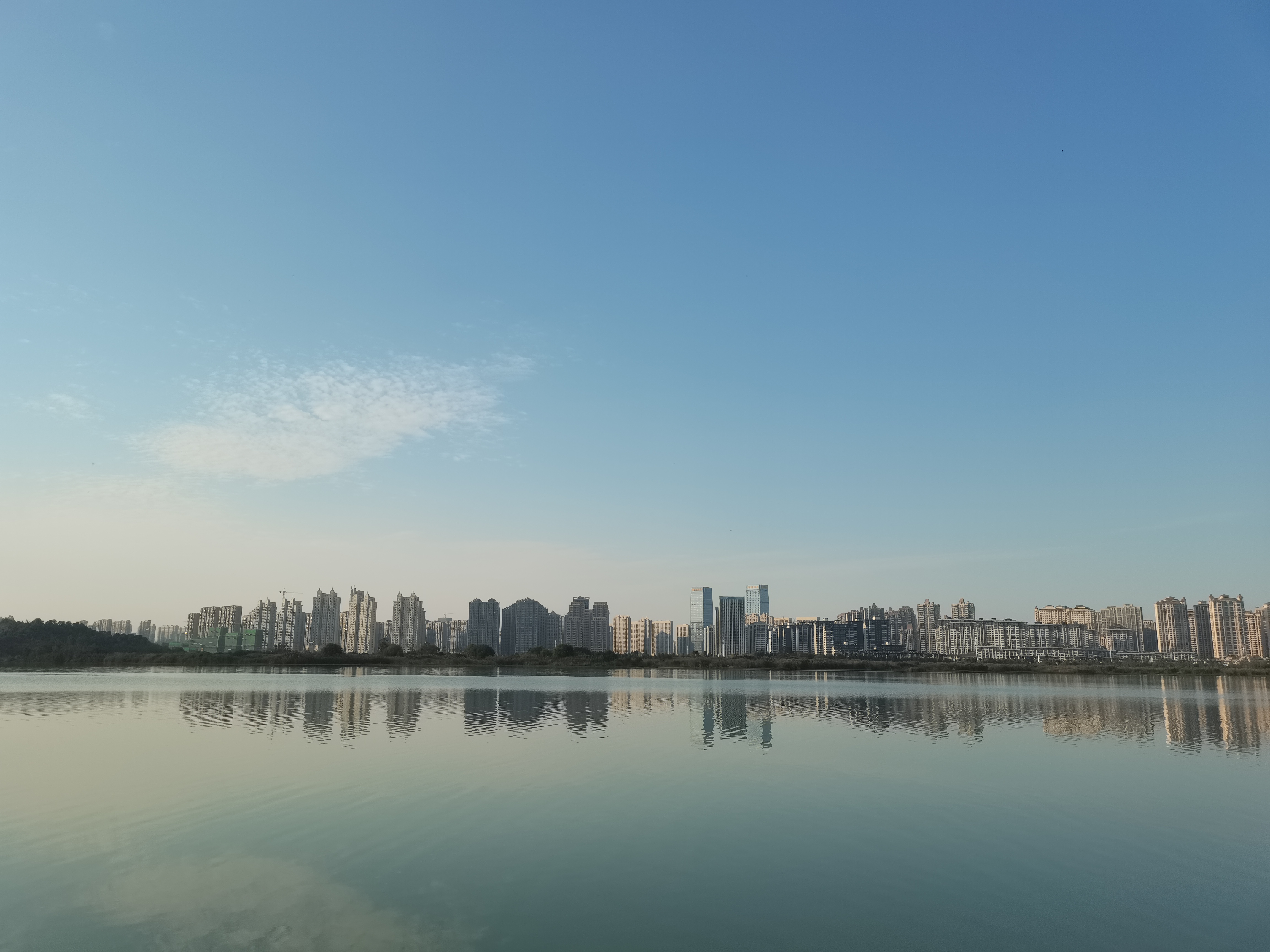 职场中，不要认为是学校，不要干这三件蠢事，会耽误你的前途