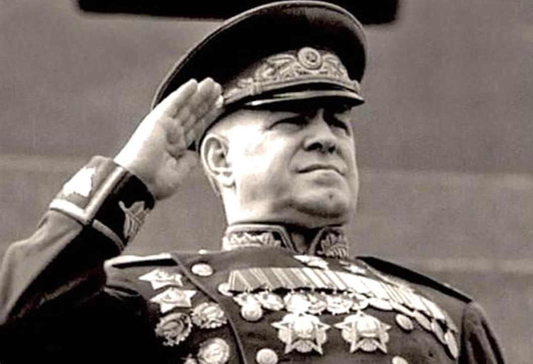美国人眼中的世界5大元帅，彭老总高居榜首，美国五星上将被锤过