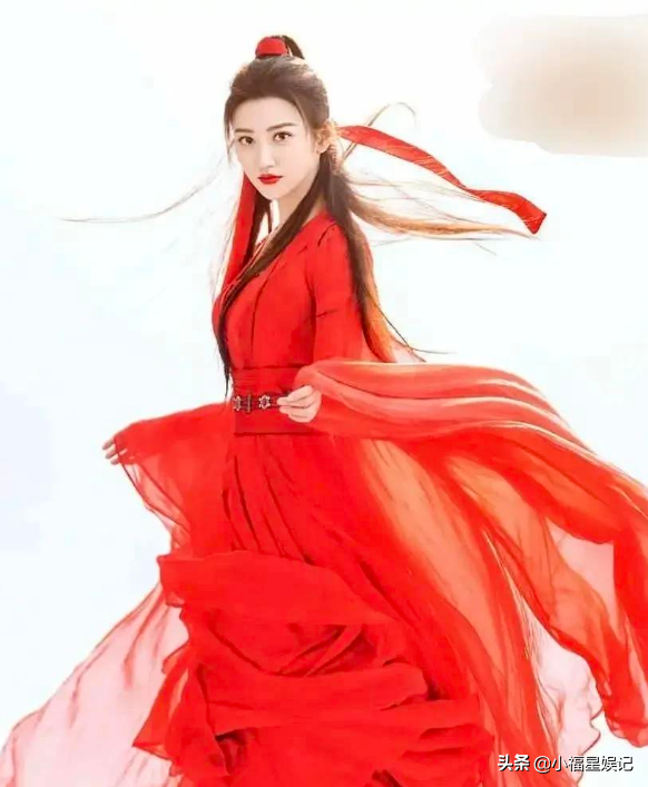 同样演“红装女神”,把刘亦菲景甜和王祖贤朱茵对比看,谁更胜一筹