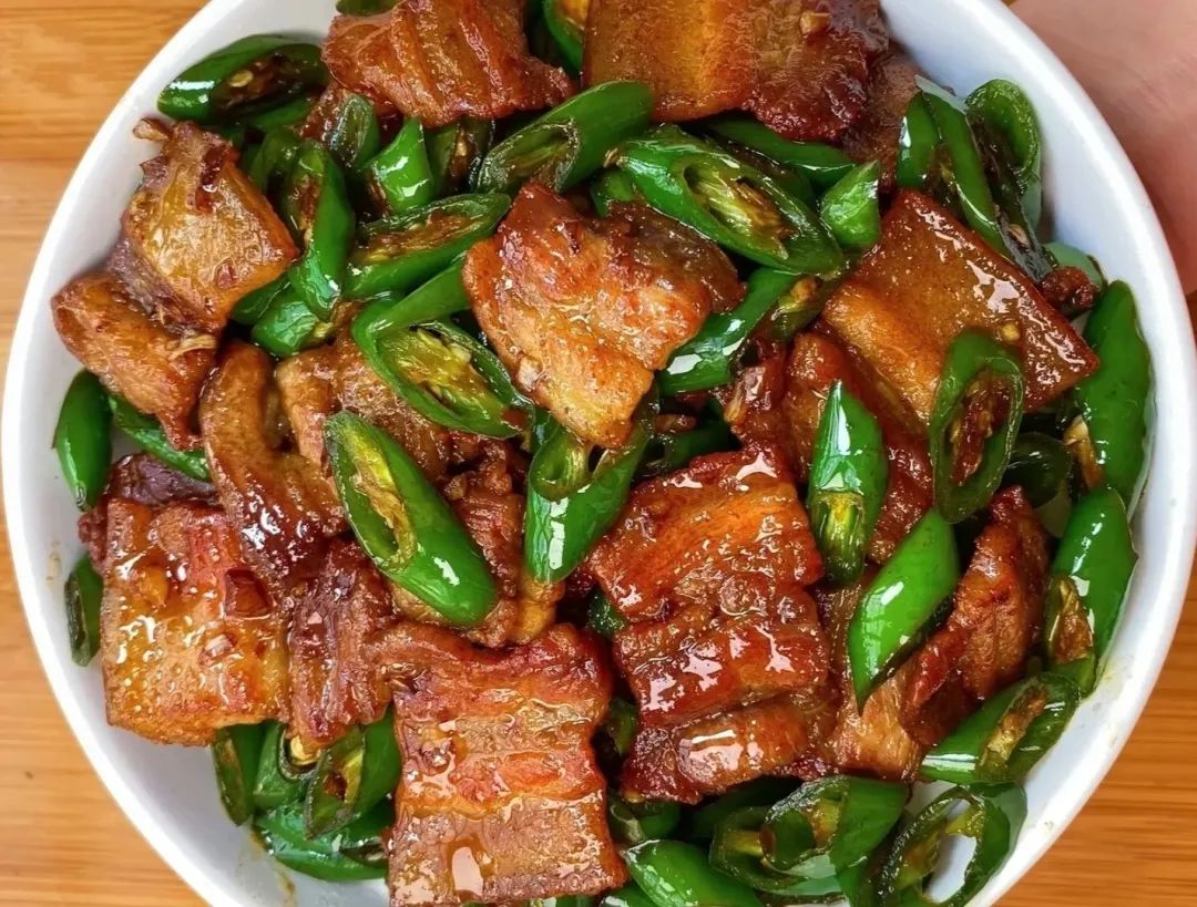 爆炒五花肉片的家常做法(家常爆炒五花肉肥而不腻)-君心之家